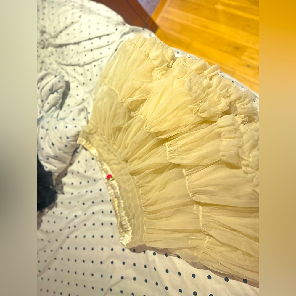 Petticoat, Betsey Johnson.  OSFM.   dress up, bridal, rockabilly.